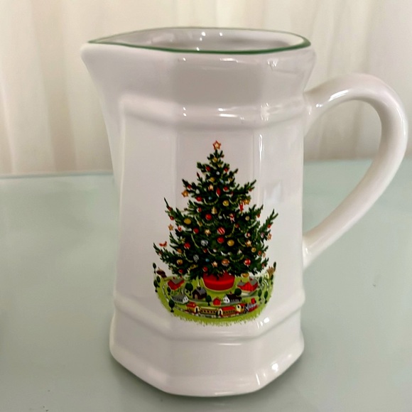 Pfalzgraff Christmas Sugar and Creamer - Picture 4 of 9